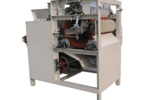 Manufacturer of broad bean cutting machine